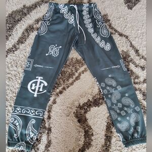 Kinetic Kings Light Green Bandana Paisley Design Silk-like Sweatpants